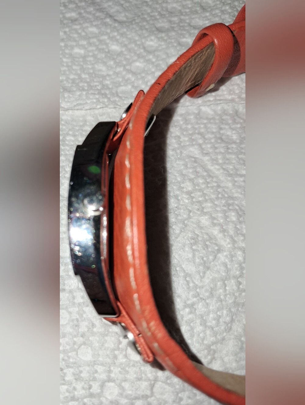 FOSSIL ORANGE FACE & BAND WATCH - Picture 7 of 16